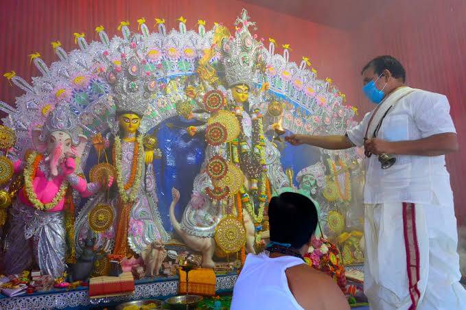 Ways To Enjoy Durga Pujo Safely